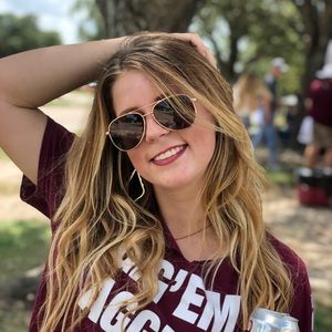 Meet your Posher, Lindsey